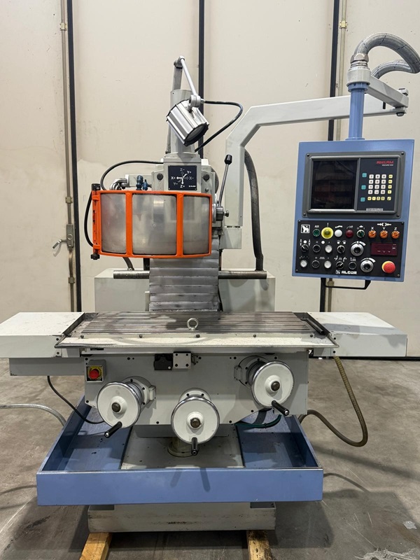 FRESATRICE ALCOR 220V MATR. 23-03